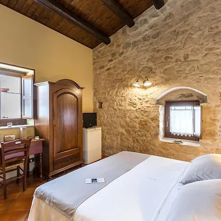Hotel La Muraglia Camemi
